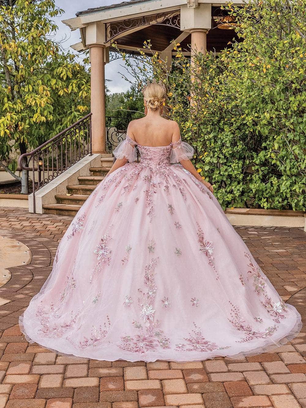 Dancing Queen 1821 - Off Shoulder Glitter Ballgown